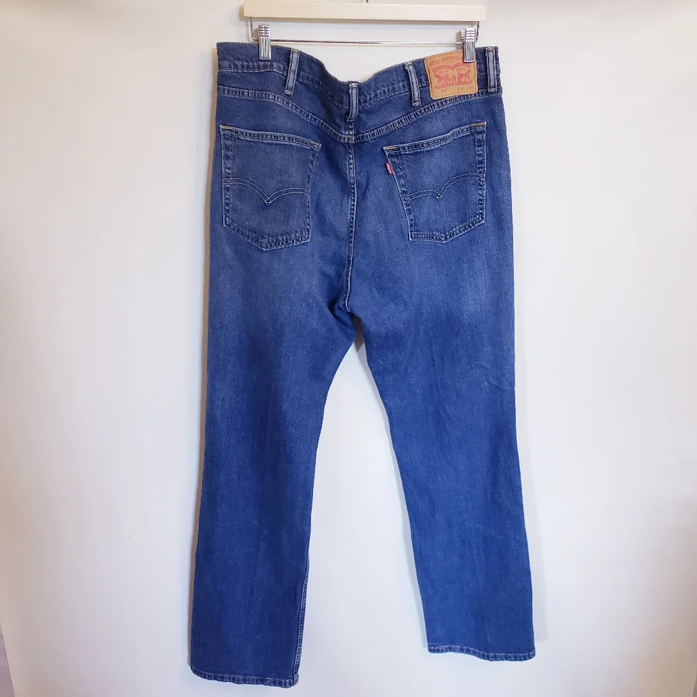 Levi's 514 Medium Wash Men's Jeans, Size W40 L32